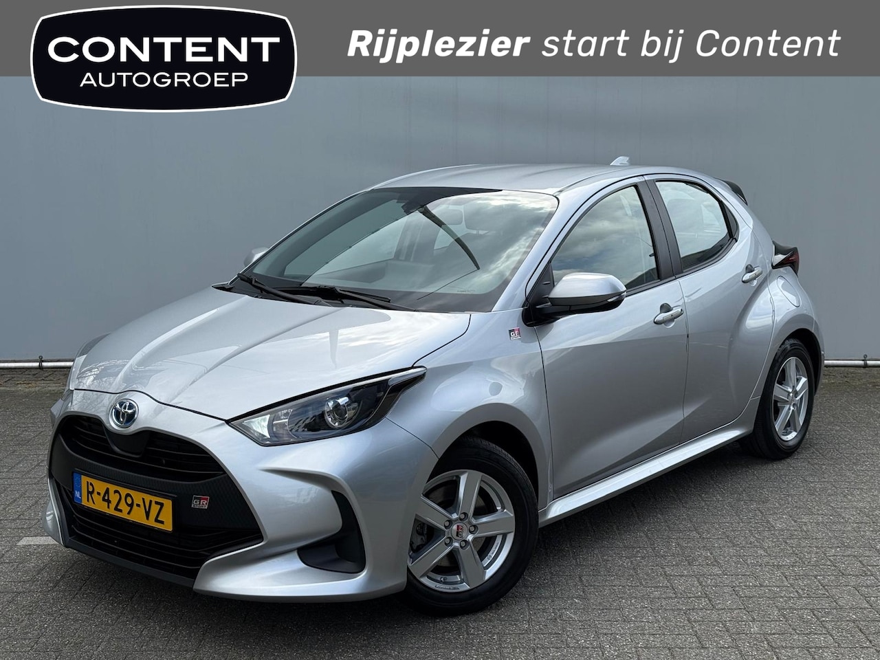 Toyota Yaris - 1.5 Hybrid CVT Active |Trekhaak |Climate en Cruise Control - AutoWereld.nl