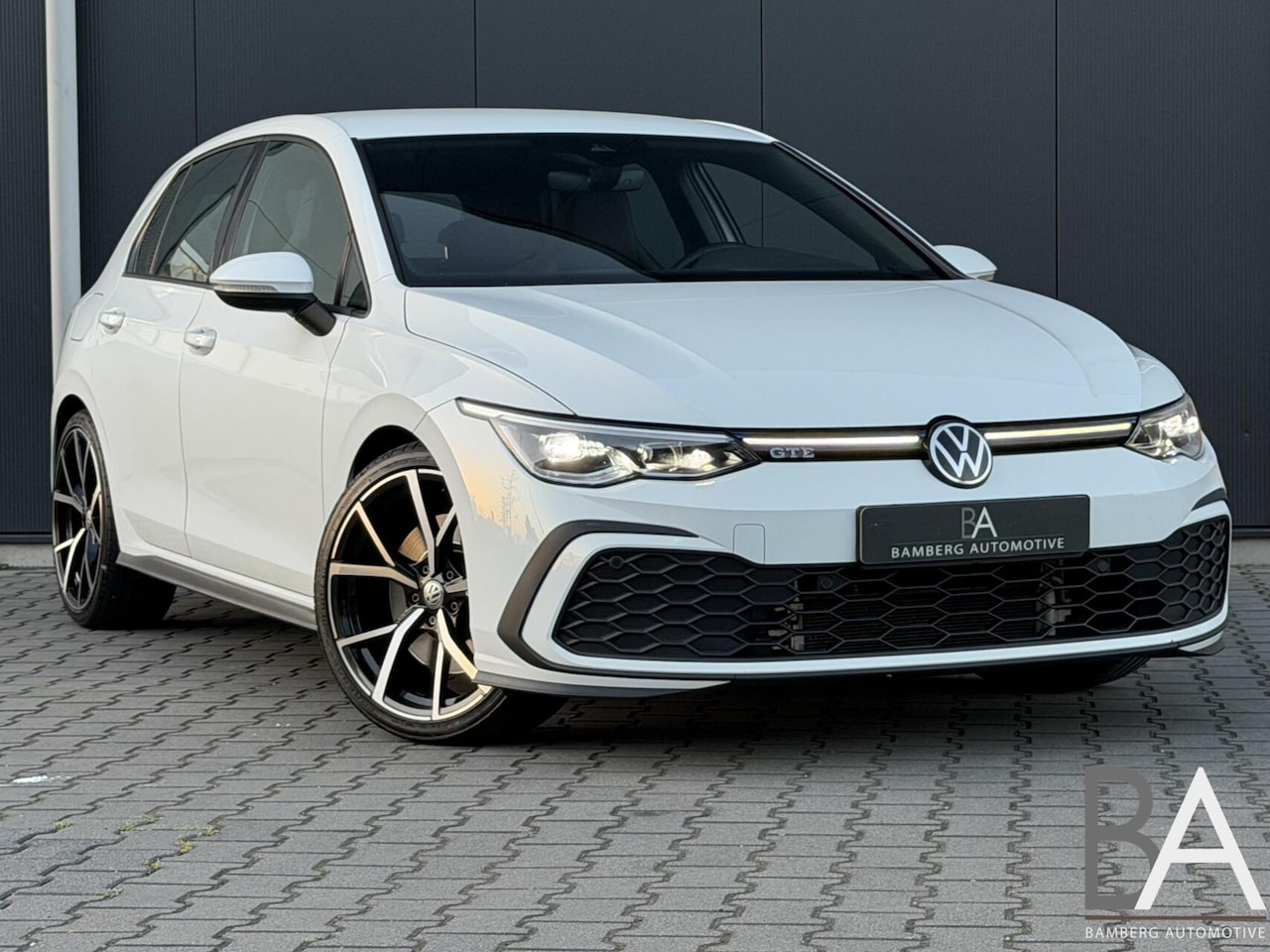 Volkswagen Golf - 1.4 eHybrid GTE|Eibach|19 inch|winterpack - AutoWereld.nl