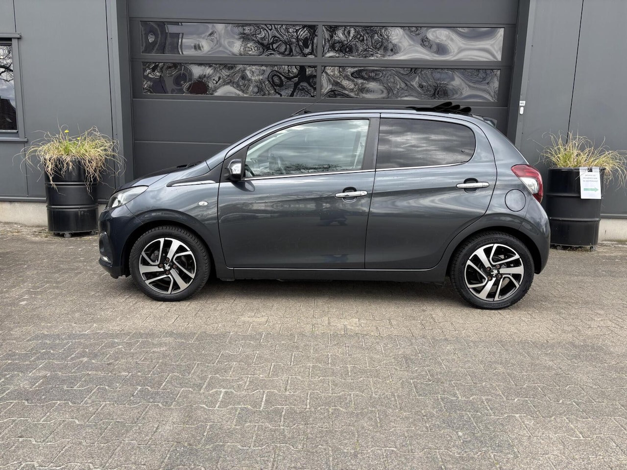Peugeot 108 - 1.0 e-VTi Allure Cabrio TOP/ Vouwdak/ Geregelde Airco/ Private Glass/ Stuurwielbediening