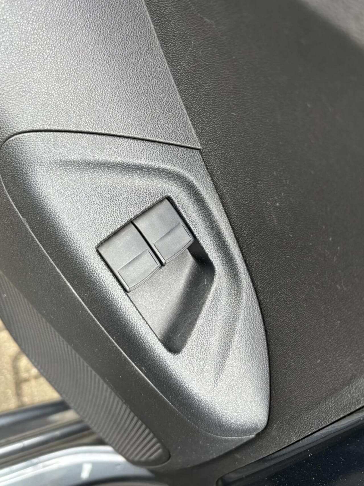 Peugeot 108 - 1.0 e-VTi Allure Cabrio TOP/ Vouwdak/ Geregelde Airco/ Private Glass/ Stuurwielbediening!!