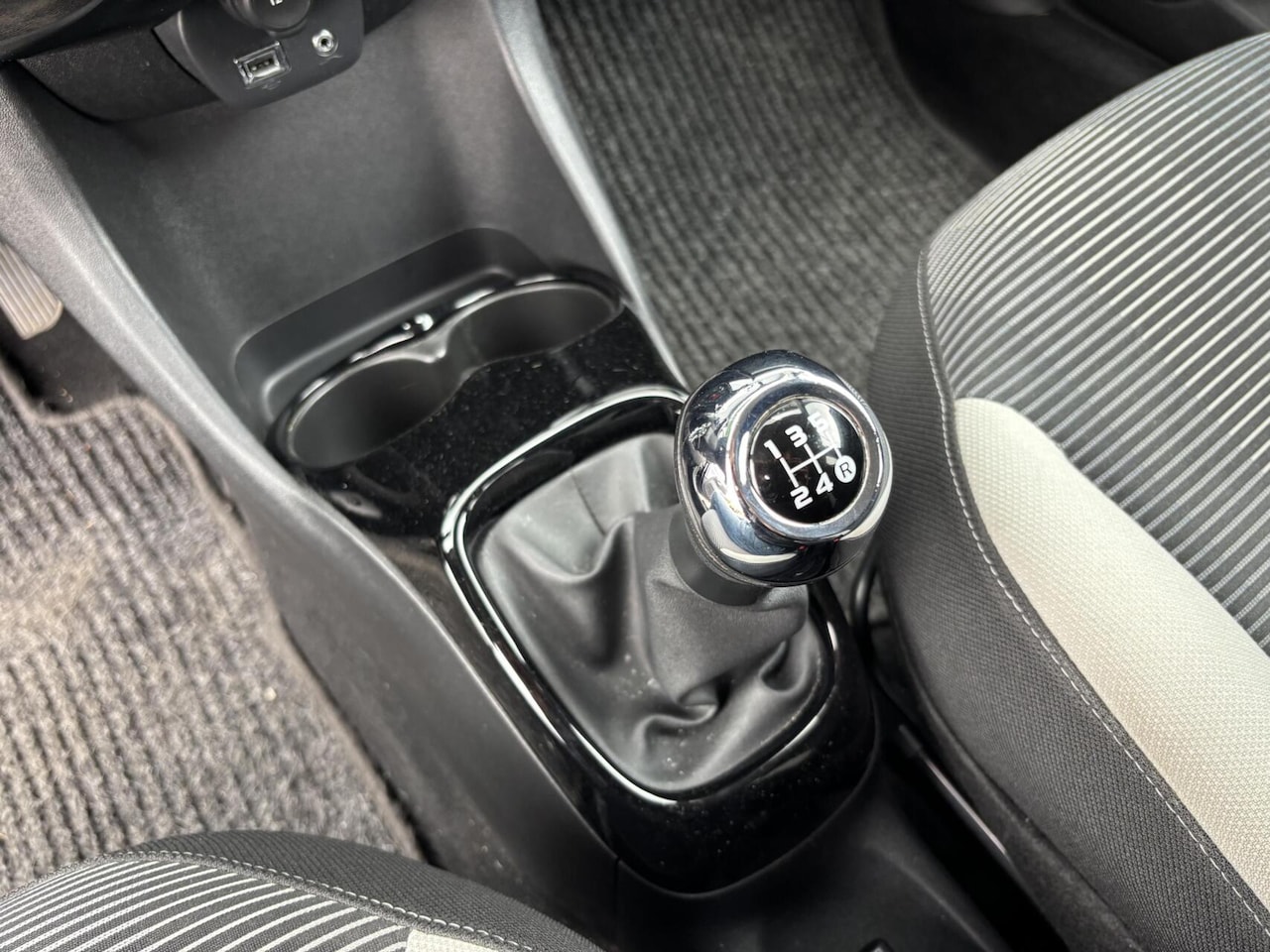 Peugeot 108 - 1.0 e-VTi Allure Cabrio TOP/ Vouwdak/ Geregelde Airco/ Private Glass/ Stuurwielbediening!!