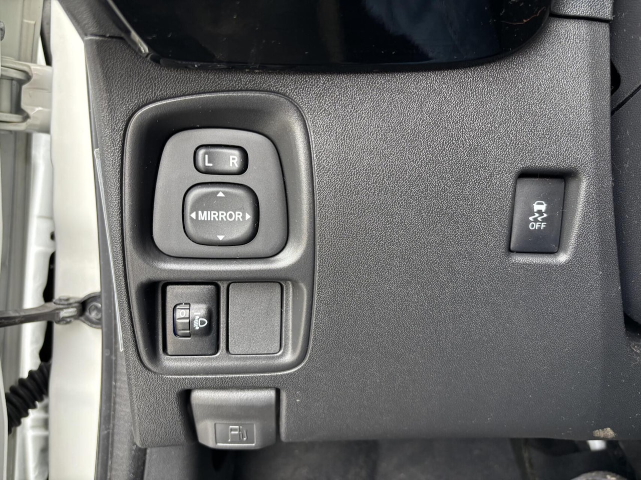 Peugeot 108 - 1.0 e-VTi Allure AUTOMAAT/ Airco/ L.M. velgen/ Stuurwielbediening/ In hoogte verstelbare s