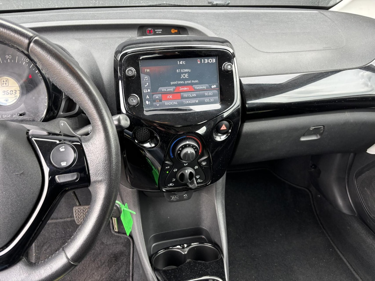 Peugeot 108 - 1.0 e-VTi Allure AUTOMAAT/ Airco/ L.M. velgen/ Stuurwielbediening/ In hoogte verstelbare s