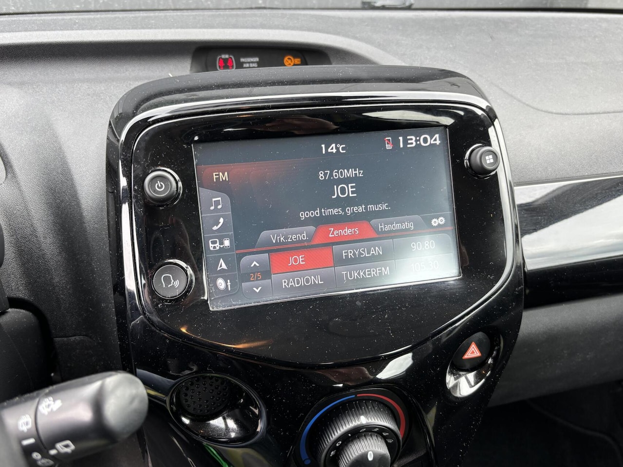 Peugeot 108 - 1.0 e-VTi Allure AUTOMAAT/ Airco/ L.M. velgen/ Stuurwielbediening/ In hoogte verstelbare s