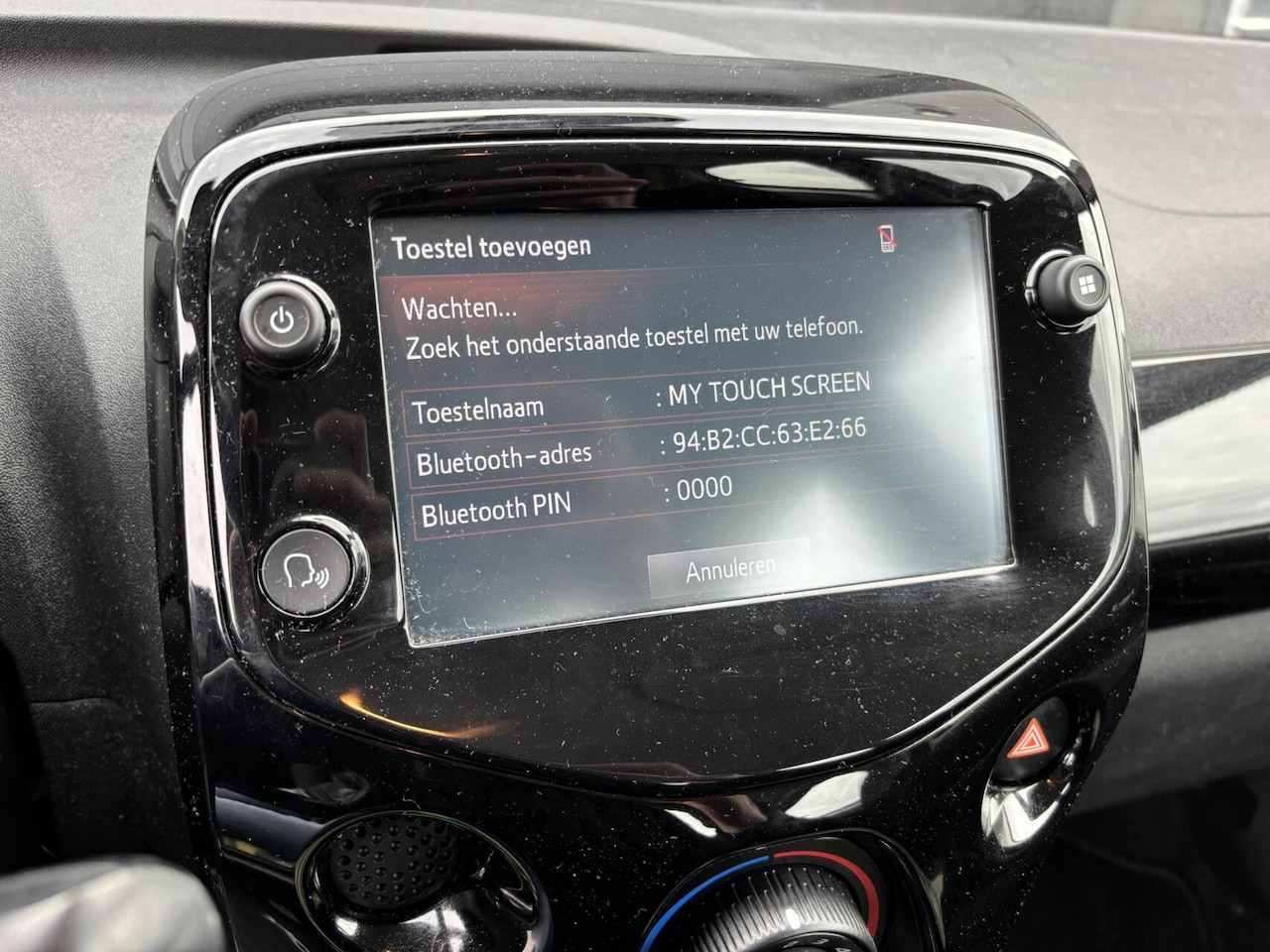 Peugeot 108 - 1.0 e-VTi Allure AUTOMAAT/ Airco/ L.M. velgen/ Stuurwielbediening/ In hoogte verstelbare s