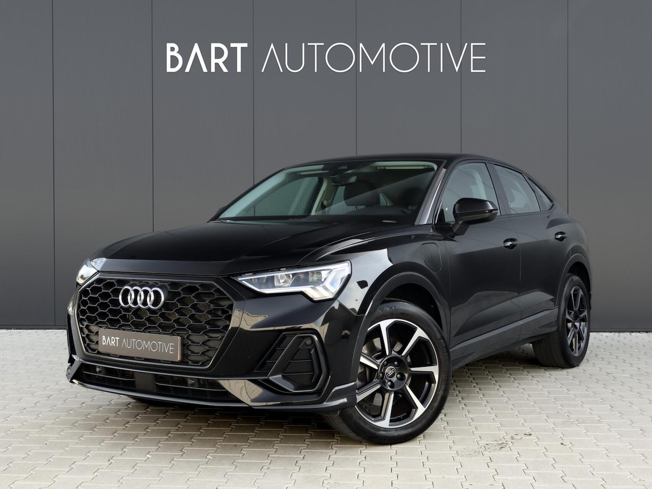 Audi Q3 Sportback - 45 TFSI e 245PK S Edition|Trekhaak|Cruise|Org NL - AutoWereld.nl