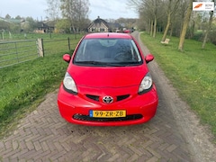 Toyota Aygo - 1.0-12V +
