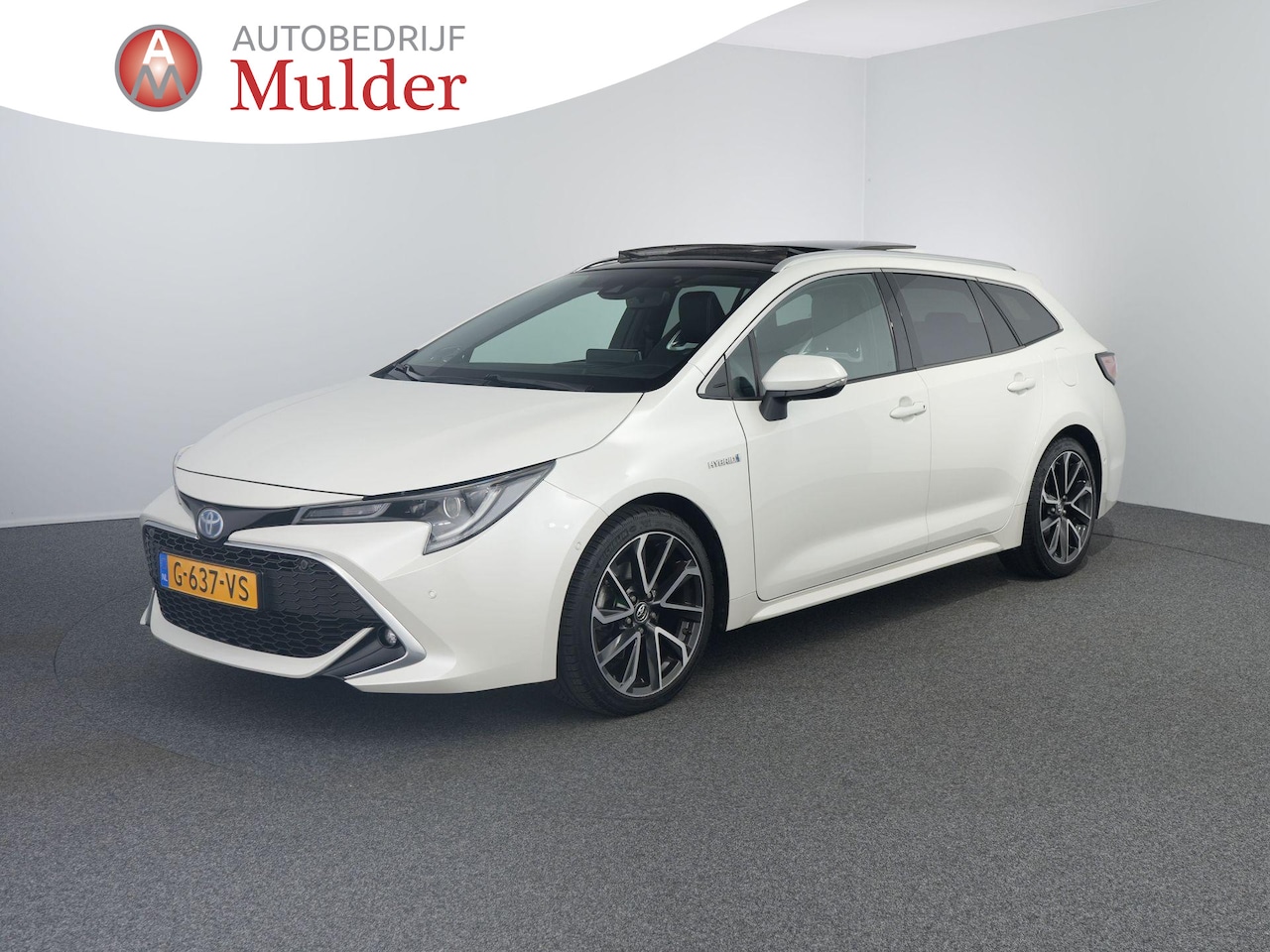 Toyota Corolla Touring Sports - 2.0 Hybrid Premium | Pano | Carplay | Camera | HUD | - AutoWereld.nl