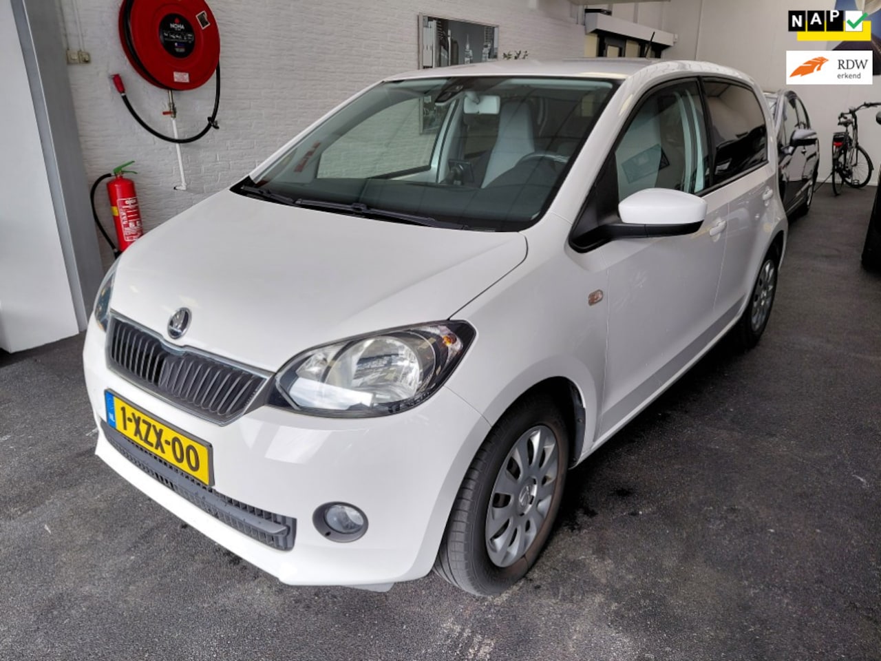 Skoda Citigo - 1.0 Greentech Elegance | 1e eigenaar - AutoWereld.nl