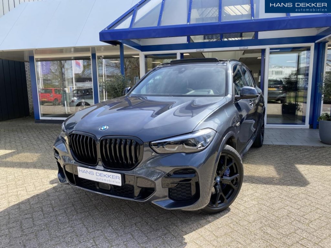 BMW X5 - xDrive45e High Exec. I M-Sport I Panoramadak - AutoWereld.nl