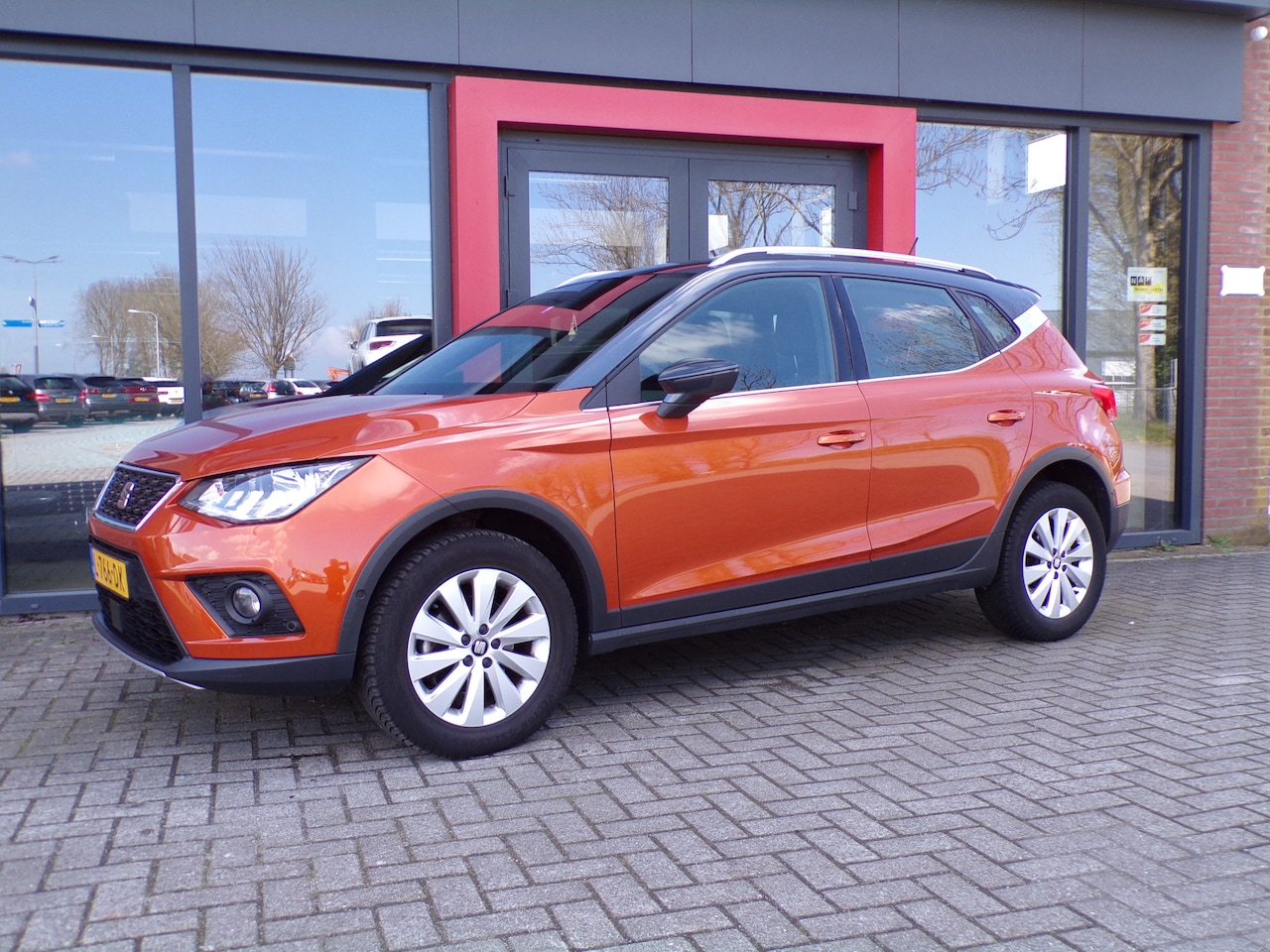 SEAT Arona - 1.0 TSI Xcellence Business Intense DSG Carplay/Android Trekhaak Camera Bomvol!!! - AutoWereld.nl