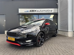Ford Focus - 1.5 Ecoboost 150PK Red & Black Edition (NAVI|AUTOM. INPARKEREN|AIRCO)