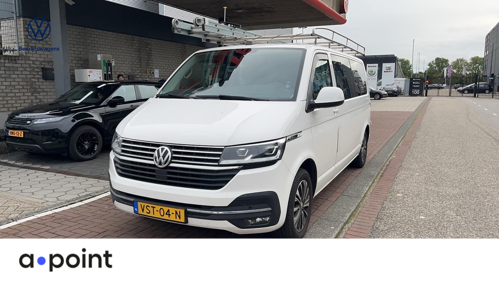 Volkswagen Transporter - 2.0 TDI L2H3 28 Bulli 2.0 TDI L2H3 28 Bulli - AutoWereld.nl