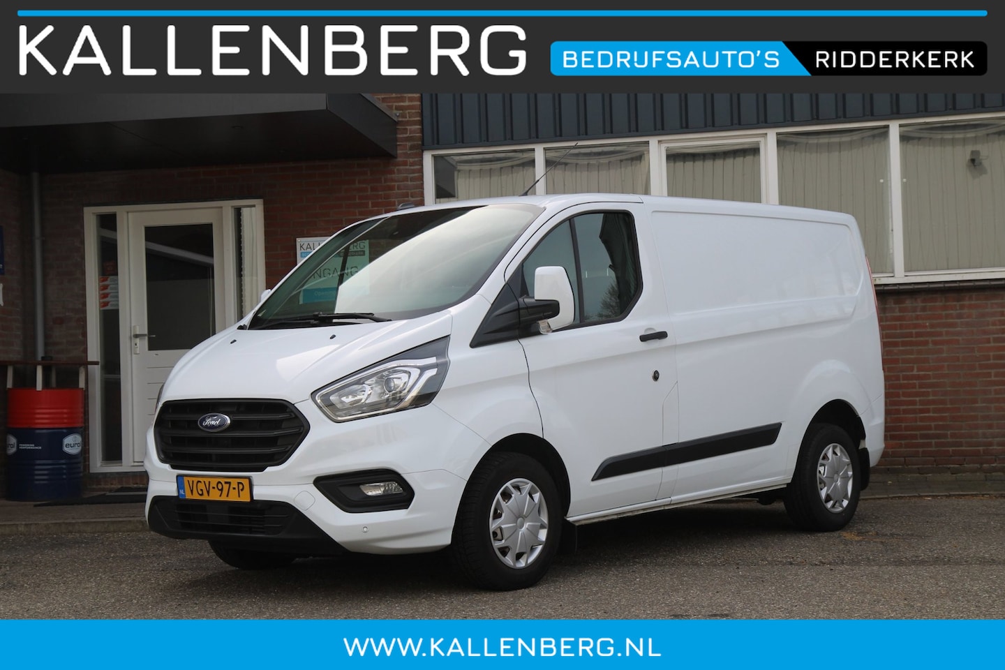 Ford Transit Custom - 2.0 TDCI 130PK L1H1 Trend / Trekhaak / Sync 3 / Voorruit verwarming - AutoWereld.nl