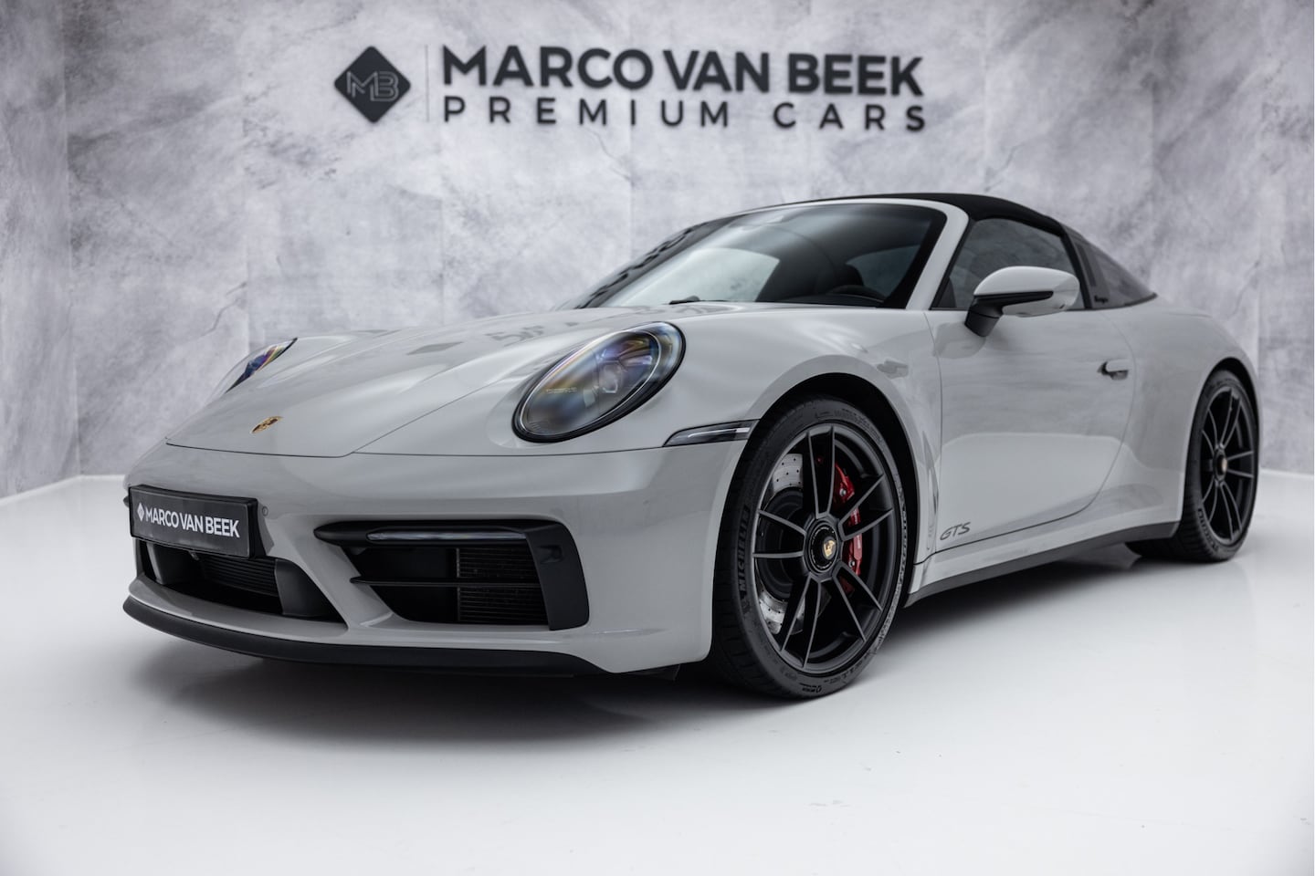 Porsche 911 Targa - 992 3.0 4 GTS | Bose | Carbon | Krijt | PDLS+ | 360° - AutoWereld.nl