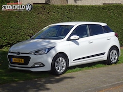 Hyundai i20 - 1.2 HP i-Motion met Radio en Airco