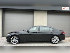 BMW 7-serie - 750Li 2009 YOUNGTIMER/BOMVOL/VERSTELBARE ACHTERBANK/ZEER MOOI/RIJDT EN SCHAKELT PERFECT/IN