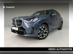 BMW X3 - 30e xDrive M-Sport | Panorama | Trekhaak | Driving Assistant Professional | Harman Kardon