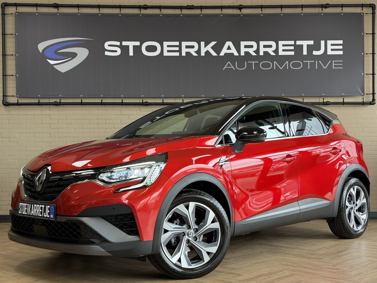 Renault Captur - 1.3 TCe 140 R.S. Line | Groot navi | 18" | Camera | Stoelverwarming | 100% Dealer onderhou - AutoWereld.nl