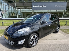 Renault Grand Scénic - 2.0 Bose 7persoons. / Automaat / Trekhaak / Stoelverw. / Leder / Panorama / 17'' LMV /