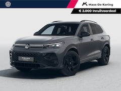 Volkswagen Tiguan - R-Line 1.5 eHybrid 204 PK 6 versn. DSG · Voorstoelen verwarmbaar · Sfeerverlichting · Trek