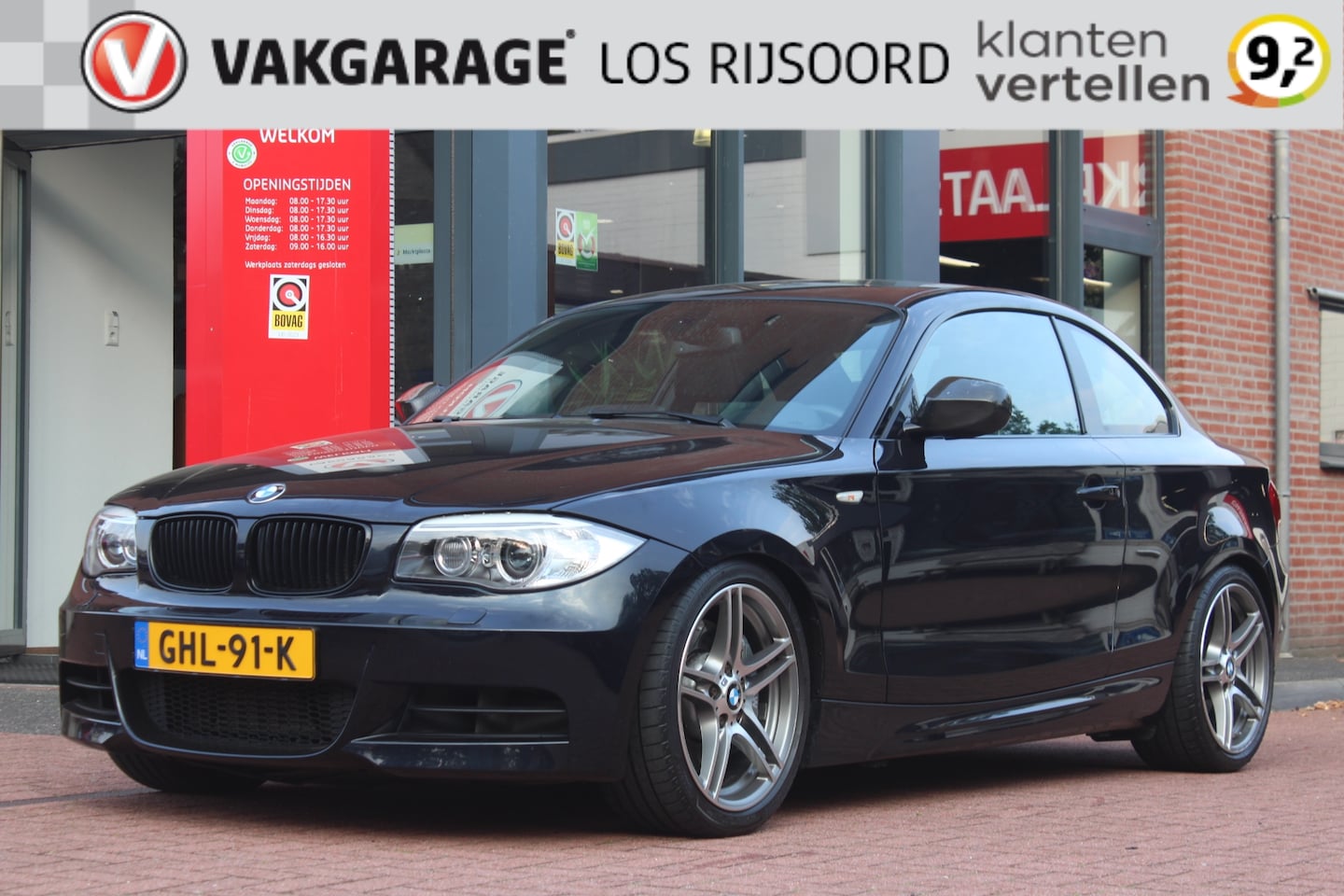 BMW 1-serie Coupé - 135i Handgeschakeld *High Executive* | Schuifdak | Stoelverwarming | Cruise & Climate Cont - AutoWereld.nl