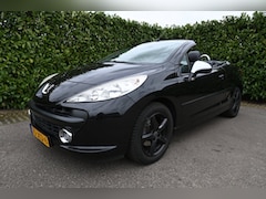 Peugeot 207 CC - 1.6 VTi met zeer gunstige km-stand Origineel Nederlandse auto met NAP