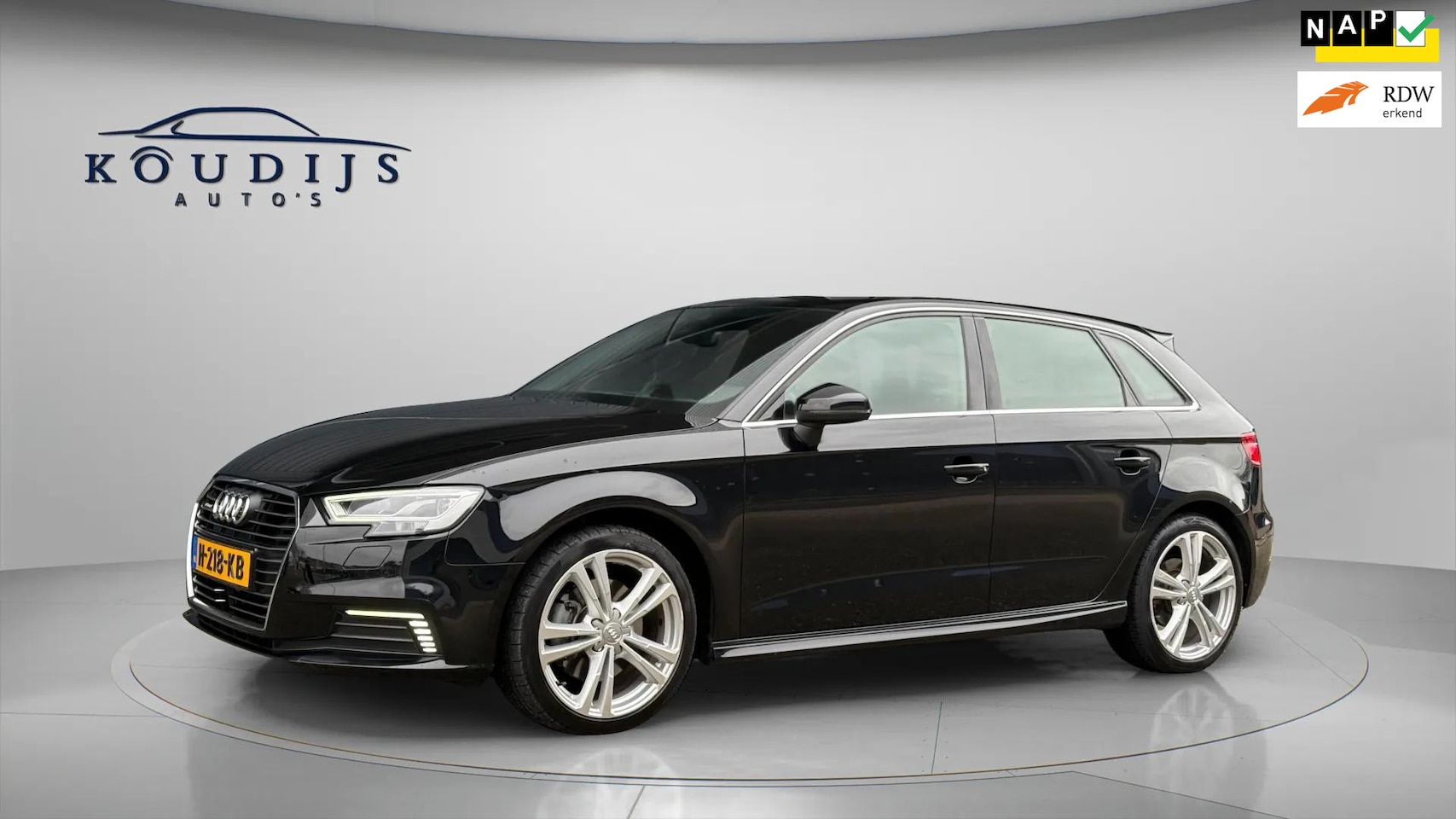 Audi A3 Sportback - 40 e-tron Advance Sport S, Stoelverw., Lane assist, Led, Digi dash, Navi plus - AutoWereld.nl