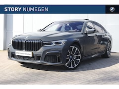BMW 7-serie - 745Le High Executive M Sport Automaat / Panoramadak Sky Lounge / Comfortstoelen / Comfort