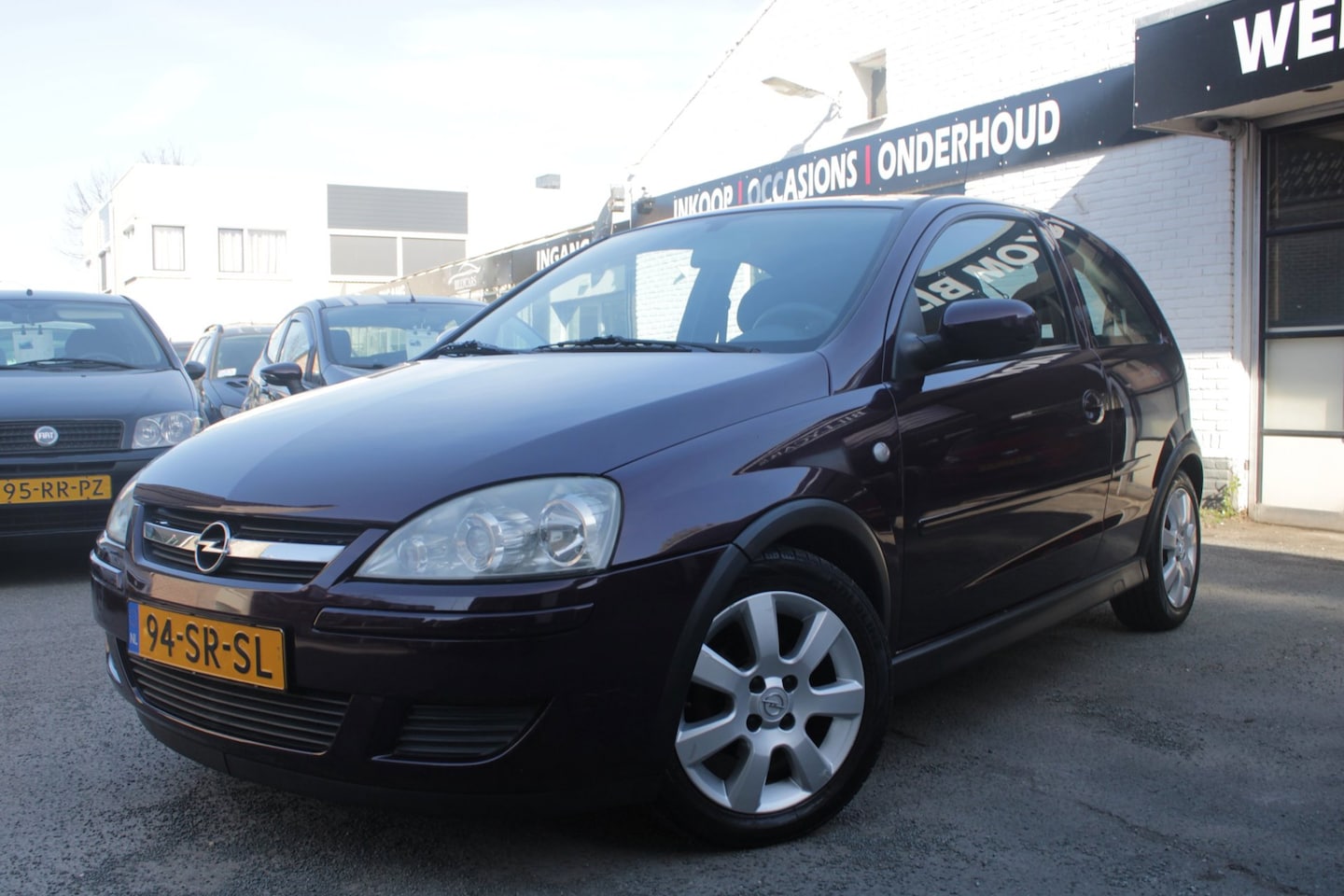 Opel Corsa - 1.2-16V Silverline / Airco / Elektrische ramen / - AutoWereld.nl
