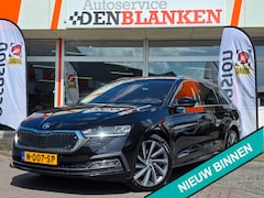 Skoda Octavia Combi - 1.0 e-TSI Business Edition Plus Automaat BJ.2022 / Navi / Led / Keyless / Clima / 18"Lmv /