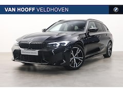 BMW 3-serie Touring - 318i M Sport Automaat / Trekhaak / Sportstoelen / Comfort Access / Achteruitrijcamera / Cr