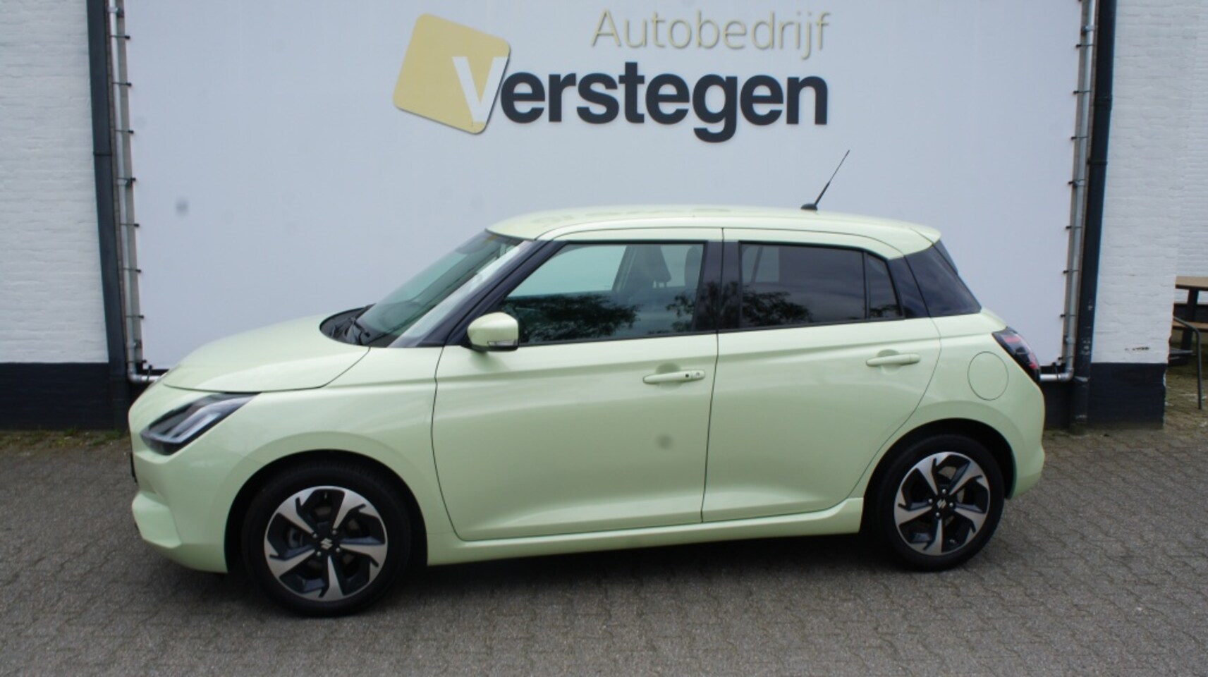 Suzuki Swift - 1.2 style automaat - AutoWereld.nl