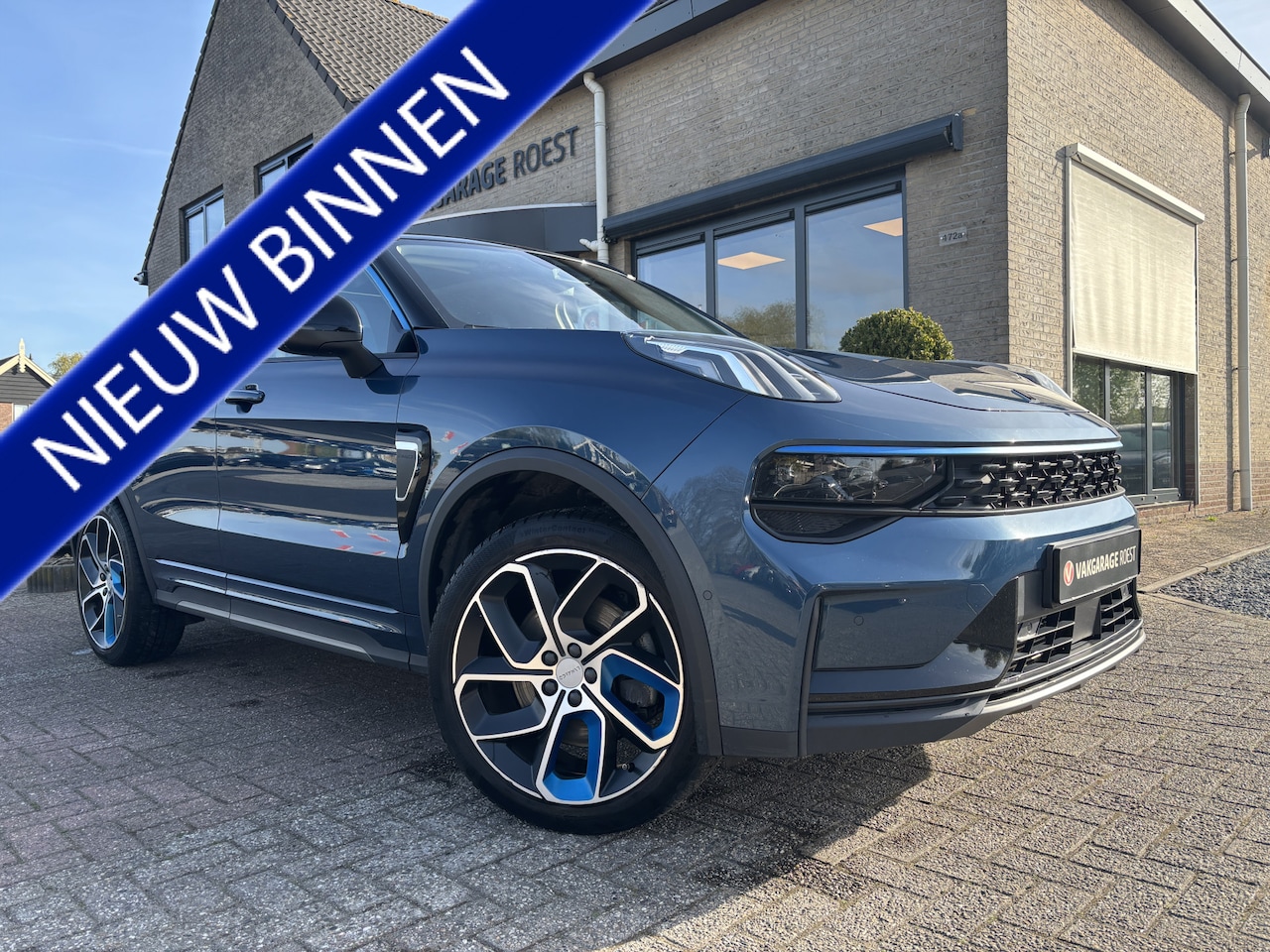 Lynk & Co 01 - 1.5 PHEV Automaat 360-Camera / Panoramadak / Full LED - AutoWereld.nl