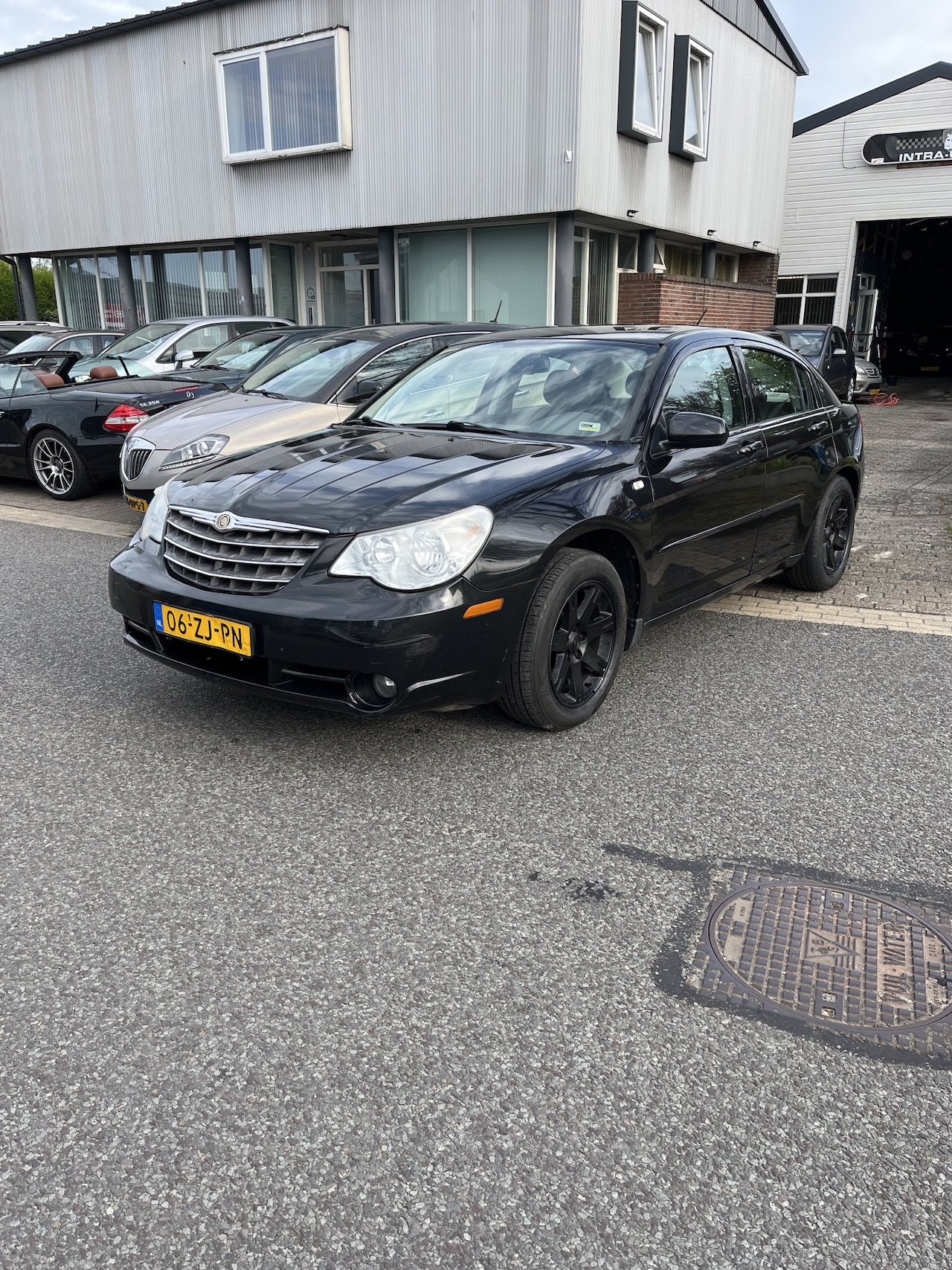 Chrysler Sebring - 2.0 Limited Nieuwe Apk 15-04-2027 Goed rijdende Sebring. - AutoWereld.nl