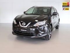 Nissan Qashqai - 1.2 N-Connecta met trekhaak en panorama dak