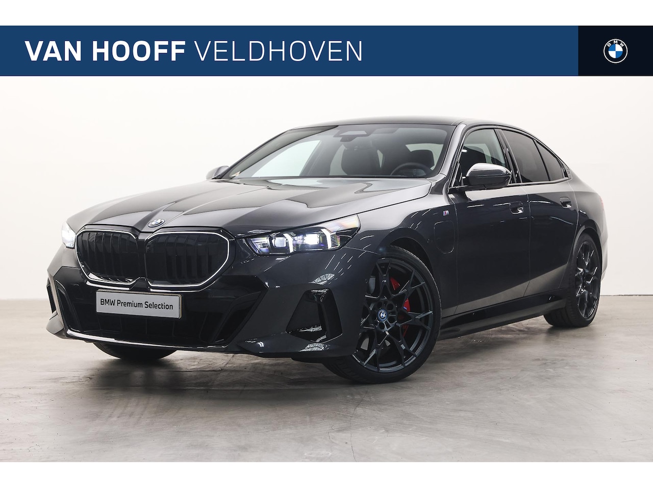 BMW 5-serie - 550e xDrive M Sport Automaat / Panoramadak / Bowers & Wilkins / Adaptief M Onderstel Profe - AutoWereld.nl