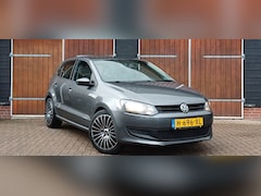 Volkswagen Polo - 1.2 5 deurs, Airco, All seasonbanden en 9-3-2027 APK