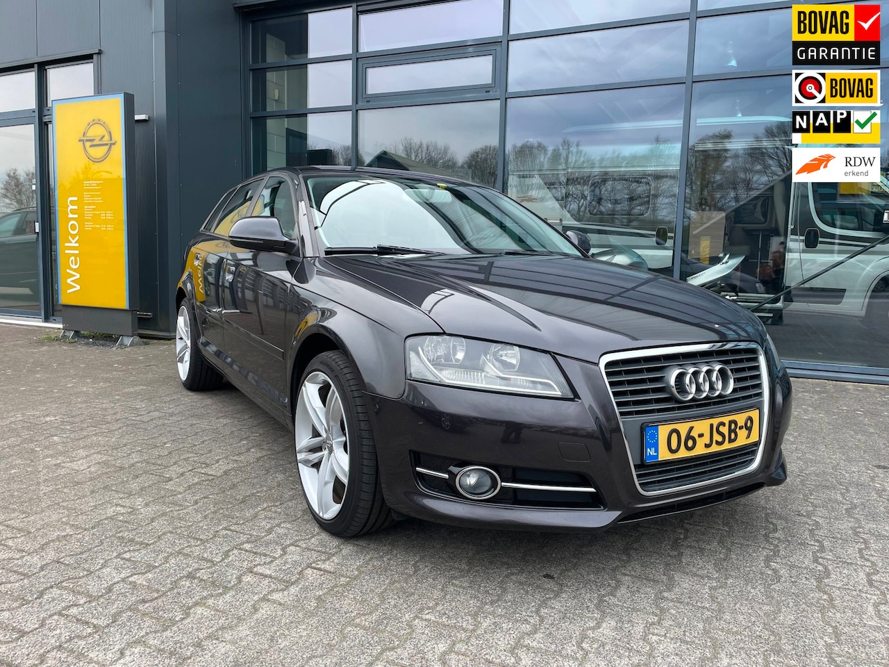 Audi A3 Sportback - 1.4 TFSI Attraction Pro Line Business 1.4 TFSI Attraction Pro Line Business - AutoWereld.nl