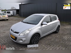 Hyundai i20 - 1.4i DynamicVersion 5-deurs AUTOMAAT *AIRCO
