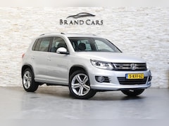 Volkswagen Tiguan - 1.4 TSI Sport&Style R-line Edition | PANO | LEDER | NWE KETTING | TREKHAAK | NAP |
