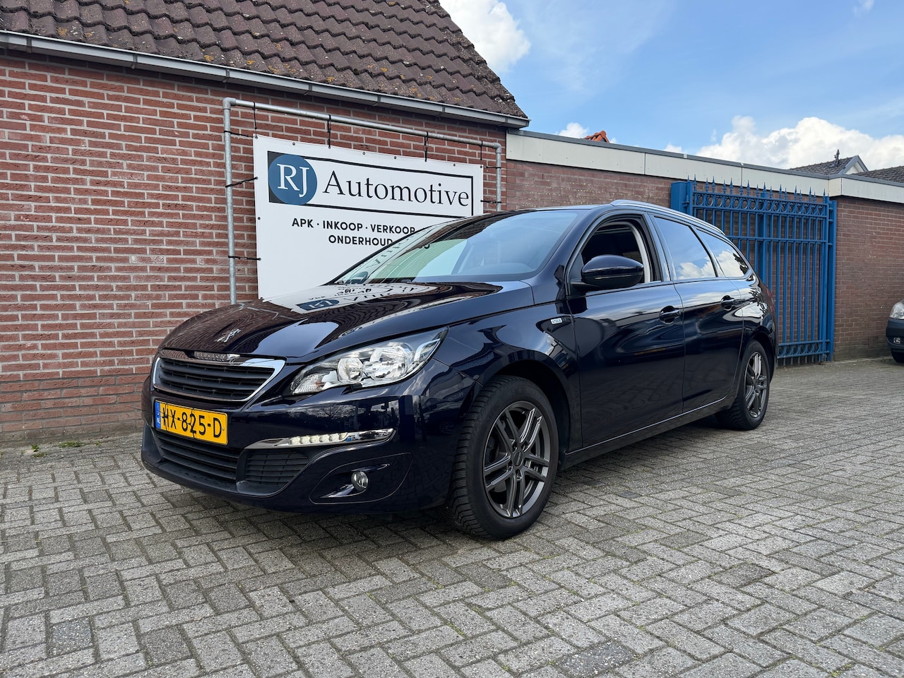 Peugeot 308 - 1.2 PureTech Style APK/NAP/PANO - AutoWereld.nl