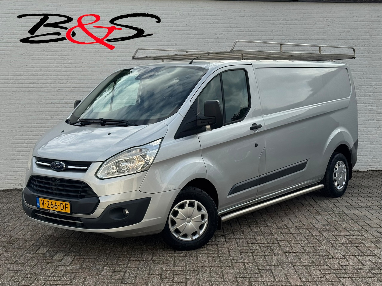 Ford Transit Custom - 290 2.0 TDCI L2H2 Airco Camera Navigatie Trekhaak Pdc voor+achter - AutoWereld.nl