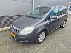 Opel Zafira - 1.8 Cosmo - automaat - 7 persoons - nap - apk 16-4-2027