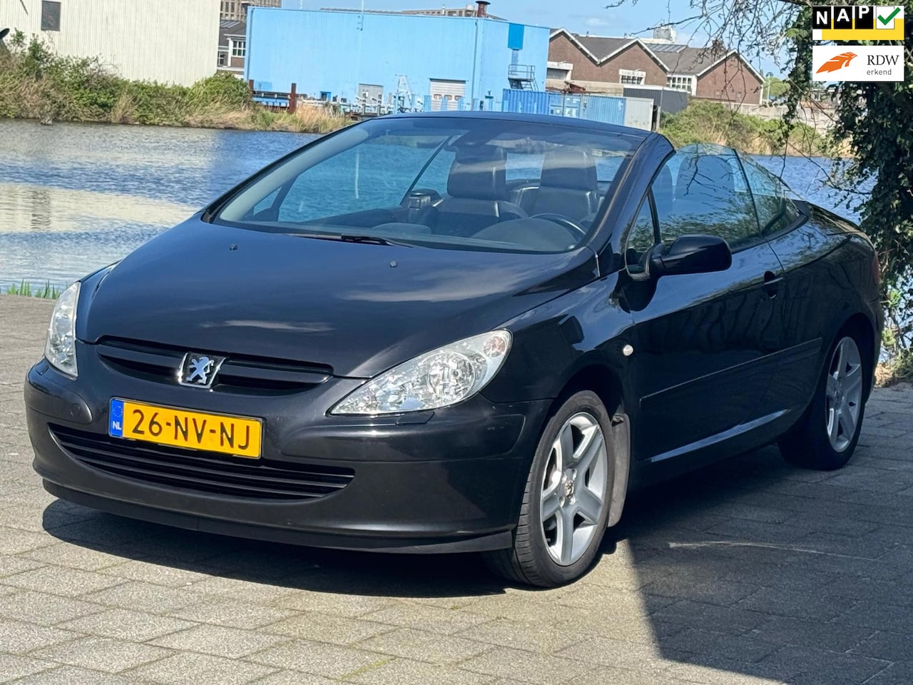 Peugeot 307 CC - 2.0-16V 2.0-16V,lederen,km nap,aluminium velgen - AutoWereld.nl