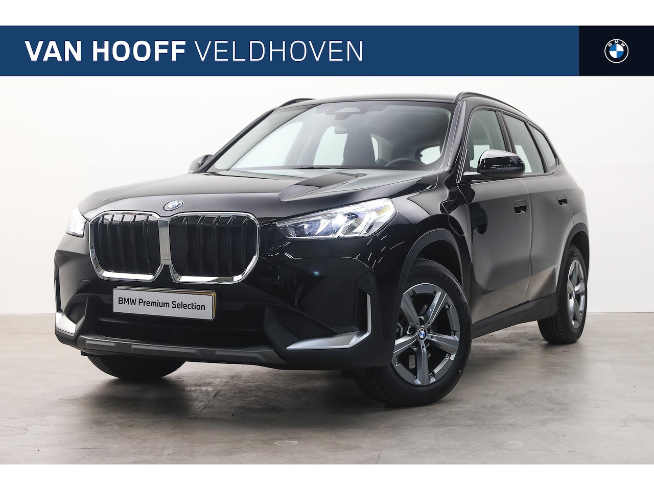 BMW X1 - xDrive25e Automaat / Trekhaak / Achteruitrijcamera / Stoelverwarming / Stuurverwarming - AutoWereld.nl