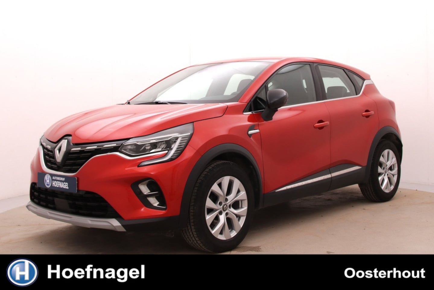 Renault Captur - 1.3 TCe 130 Intens | Automaat | Cruise control | Stoelverwarming | CarPlay | Camera | Trek - AutoWereld.nl
