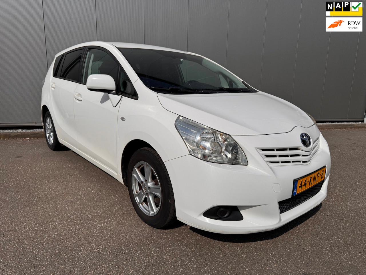 Toyota Verso - 1.8 VVT-i Dynamic Business navi clima - AutoWereld.nl