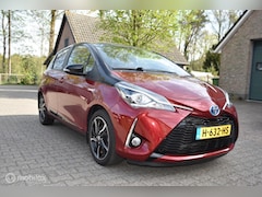 Toyota Yaris - nw model Hybrid 1.5 Hybrid Design Red Face lift