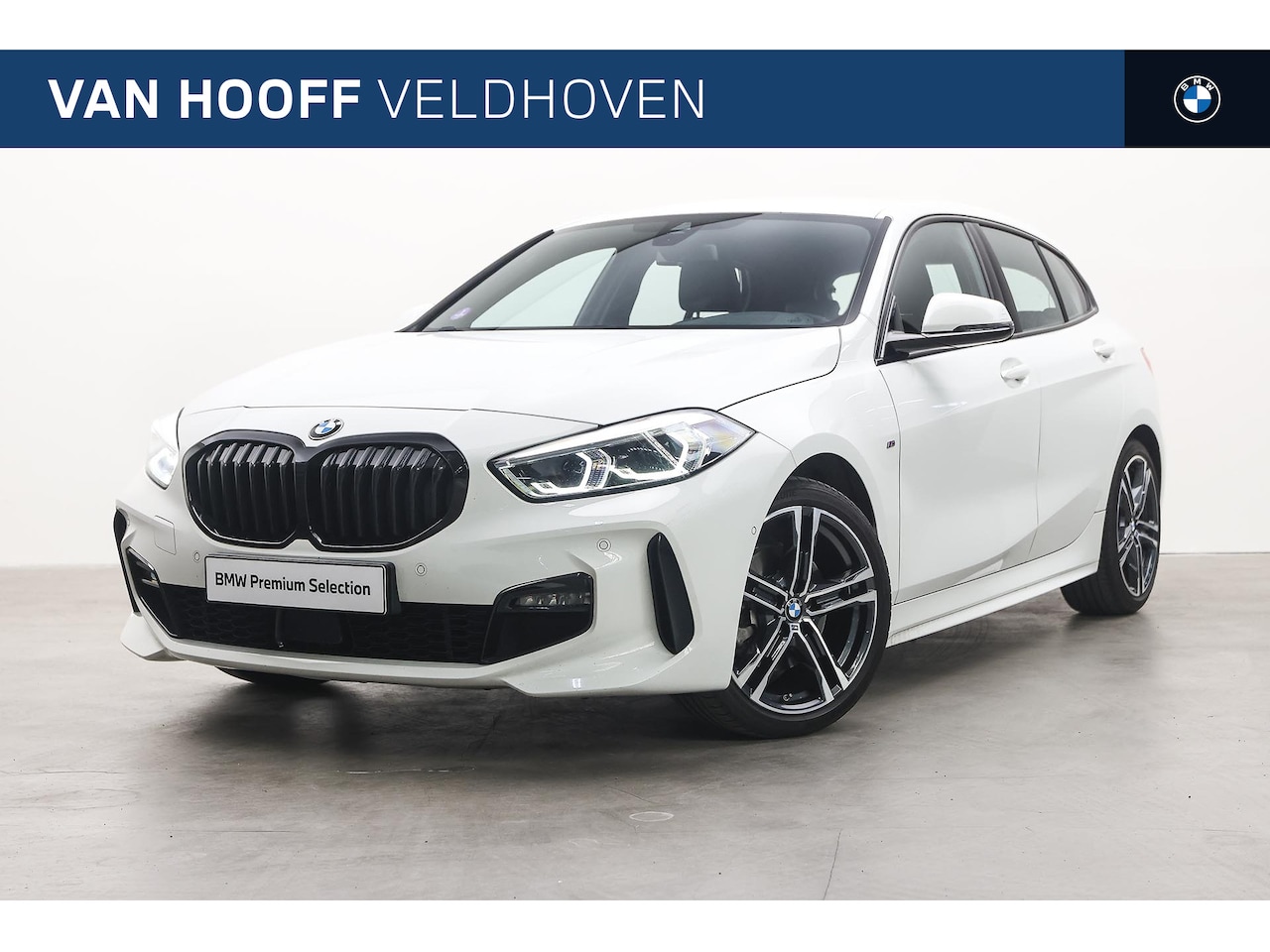 BMW 1-serie - 118i Executive Automaat / Sportstoelen / Achteruitrijcamera / Cruise Control / LED / Stuur - AutoWereld.nl
